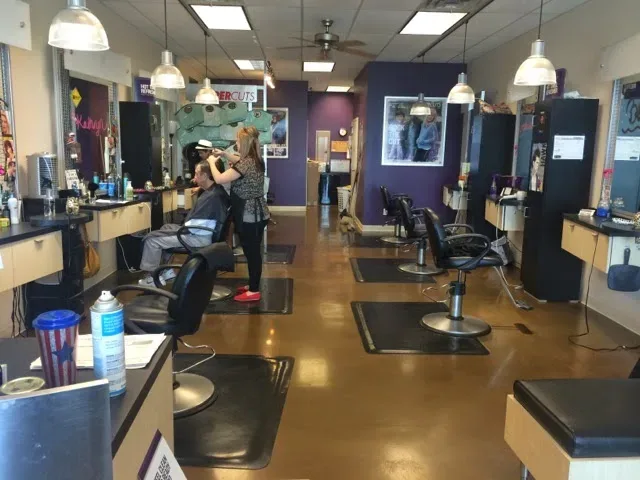 SUPERCUTS — Hair salon in McAlester